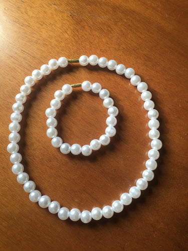 Pure white pearl Necklace with bracelet